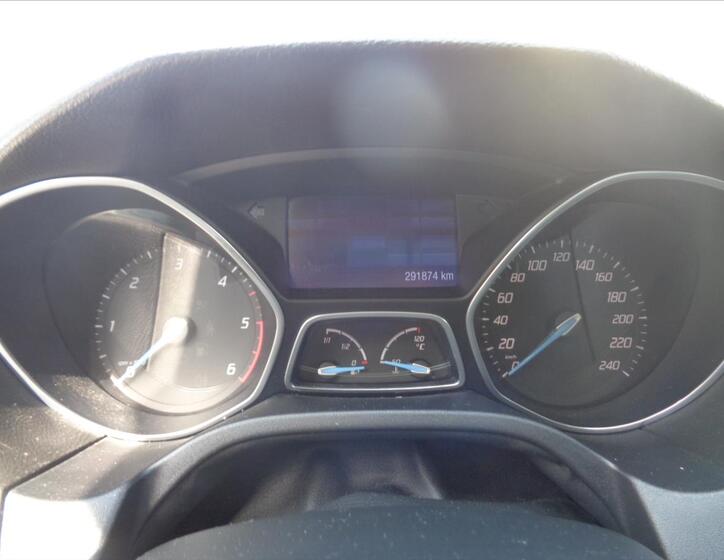 Ford Focus 13