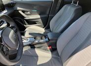 Peugeot 2008 10