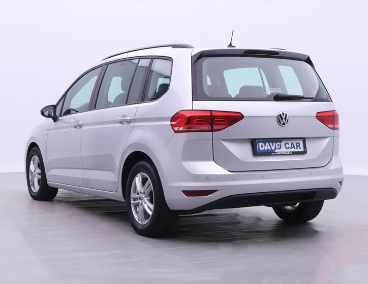 Volkswagen Touran 5