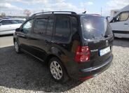Volkswagen Touran 8