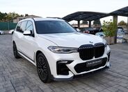 BMW X7 8