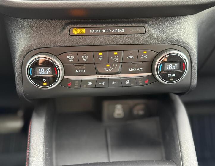 Ford Kuga 33