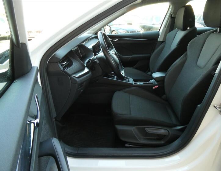 Škoda Octavia 21