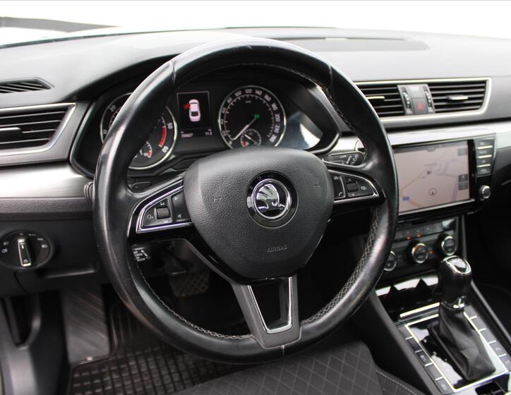 Škoda Superb 15