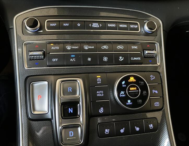 Hyundai Santa Fe 23