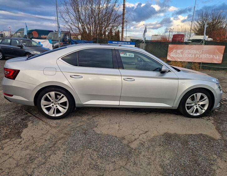 Škoda Superb 4