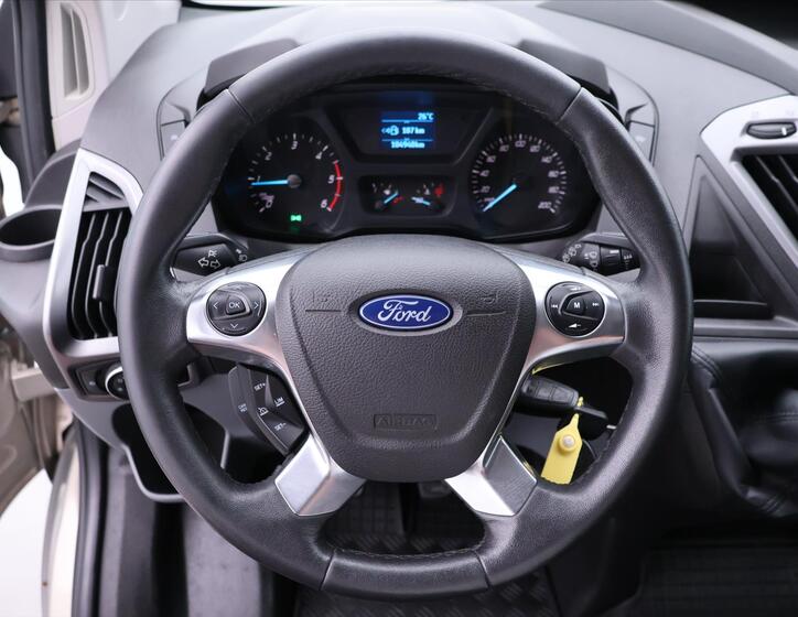 Ford Transit Custom 19