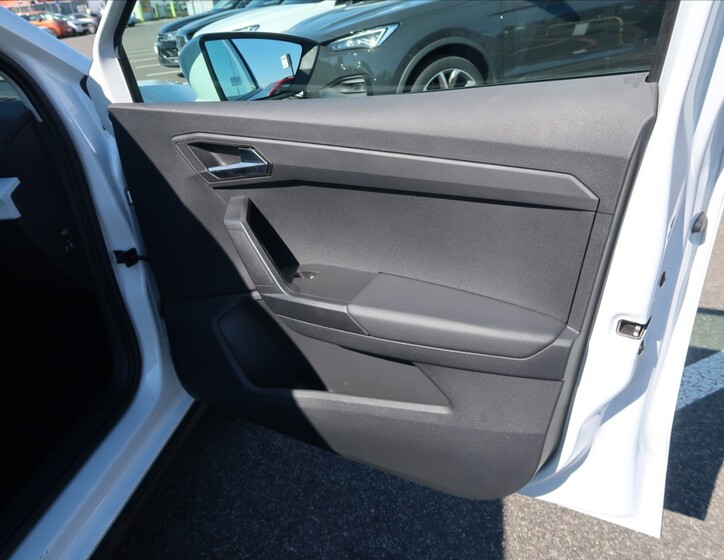 Seat Arona 13