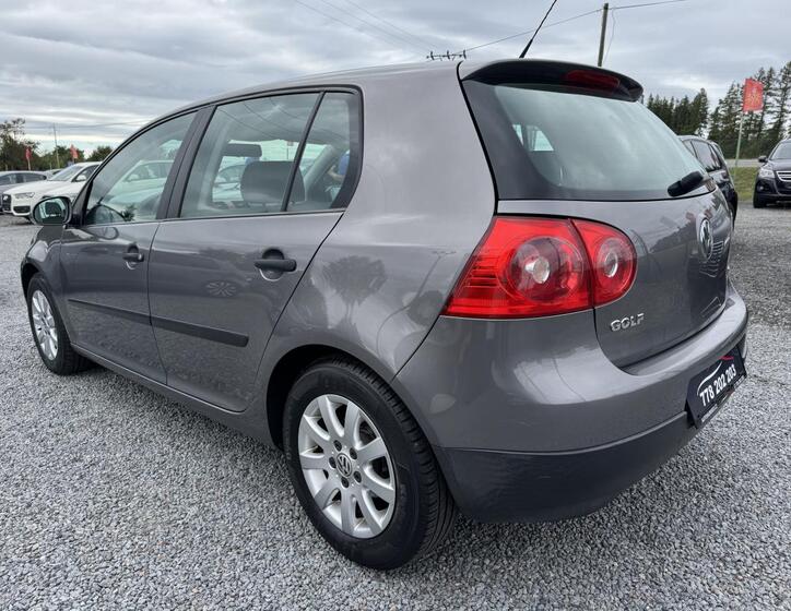 Volkswagen Golf 2