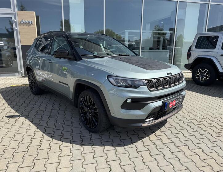 Jeep Compass 1
