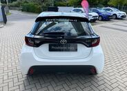Toyota Yaris 5