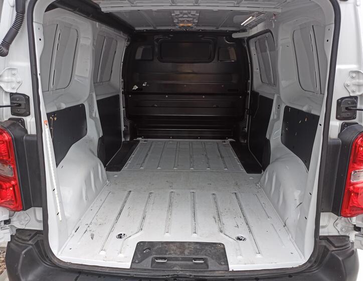 Opel Vivaro 20