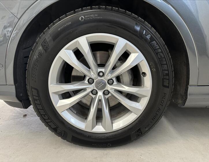 Audi Q7 42