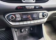 Hyundai i30 18