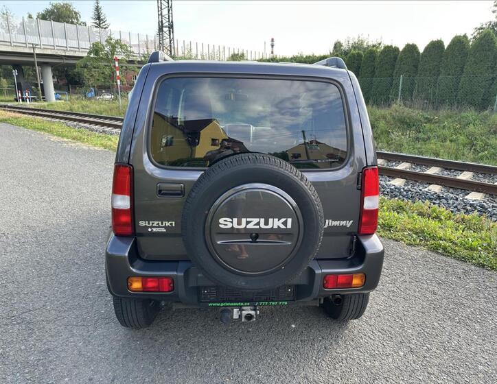 Suzuki Jimny 4