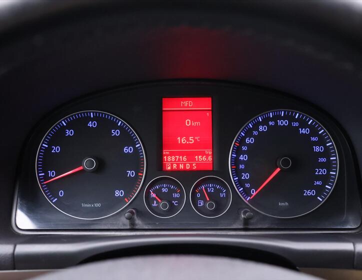Volkswagen Touran 14