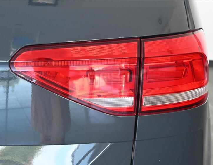 Volkswagen Touran 32