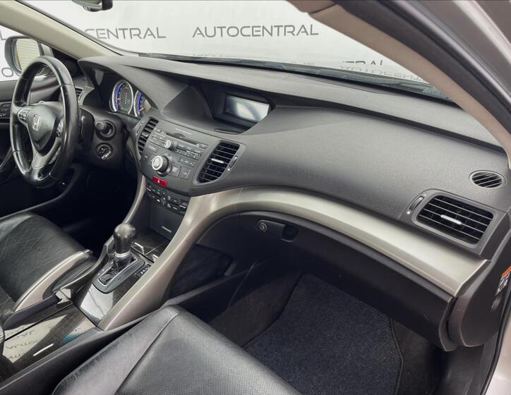 Honda Accord 18