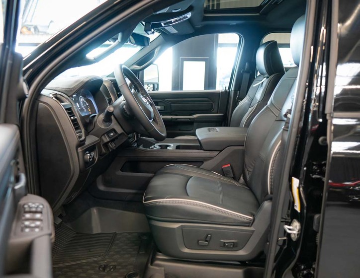 Dodge RAM 10