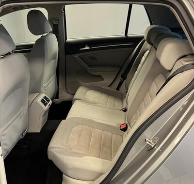 Volkswagen Golf 8