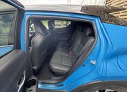 Toyota C-HR 11