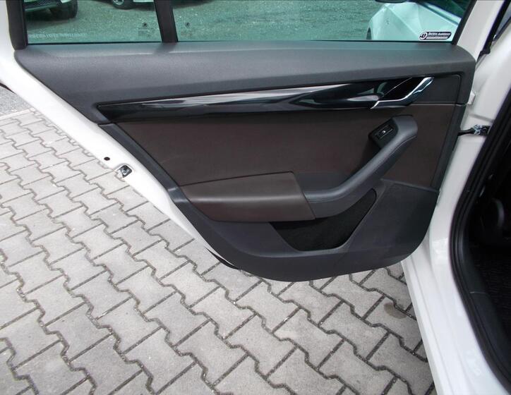 Škoda Octavia 19