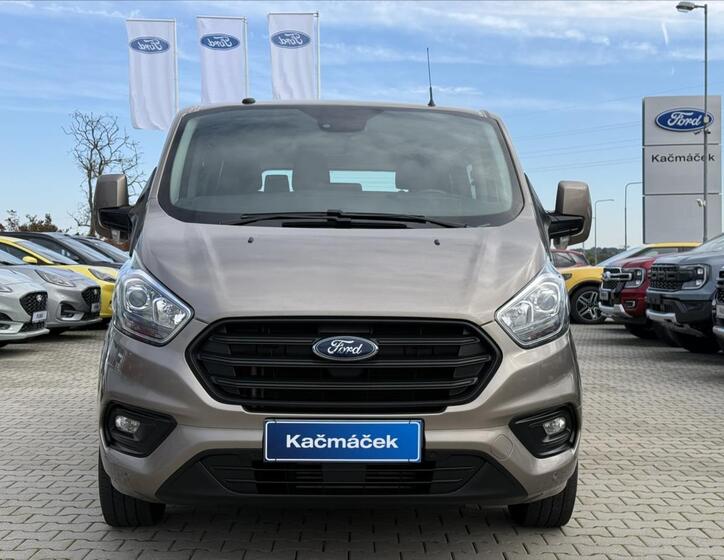 Ford Transit Custom 8