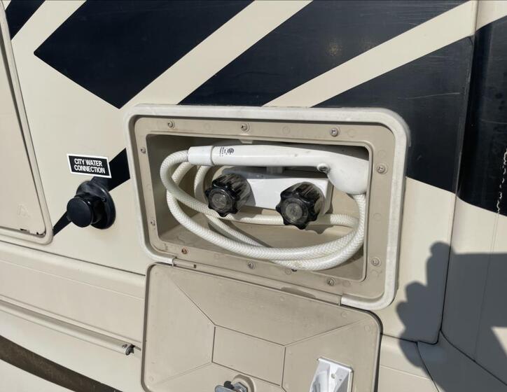 Ford Ostatní 28