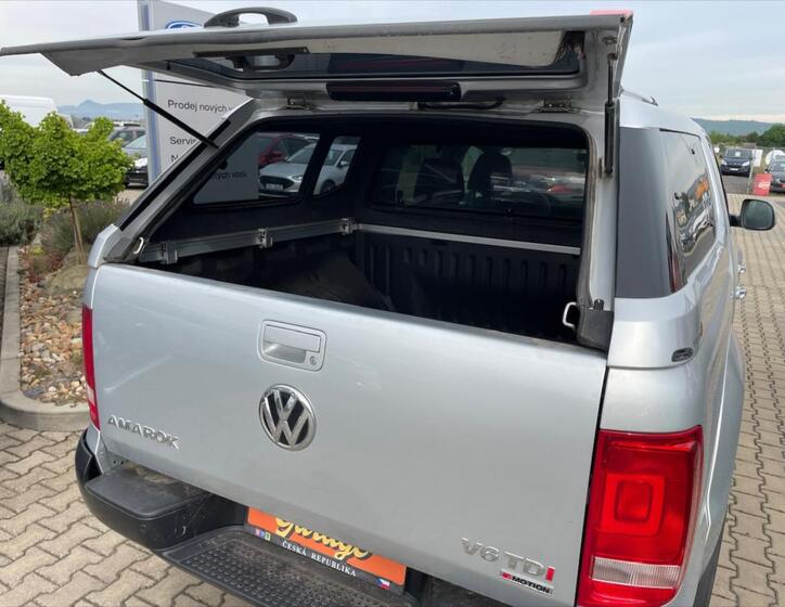 Volkswagen Amarok 8