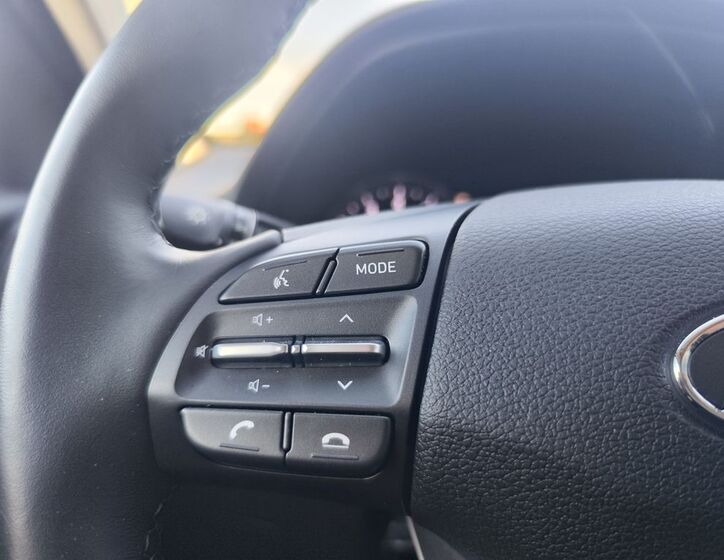 Hyundai i30 25