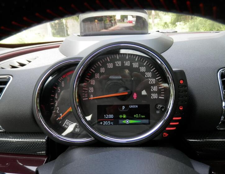 Mini Clubman 18