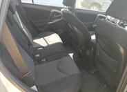 Toyota RAV4 9