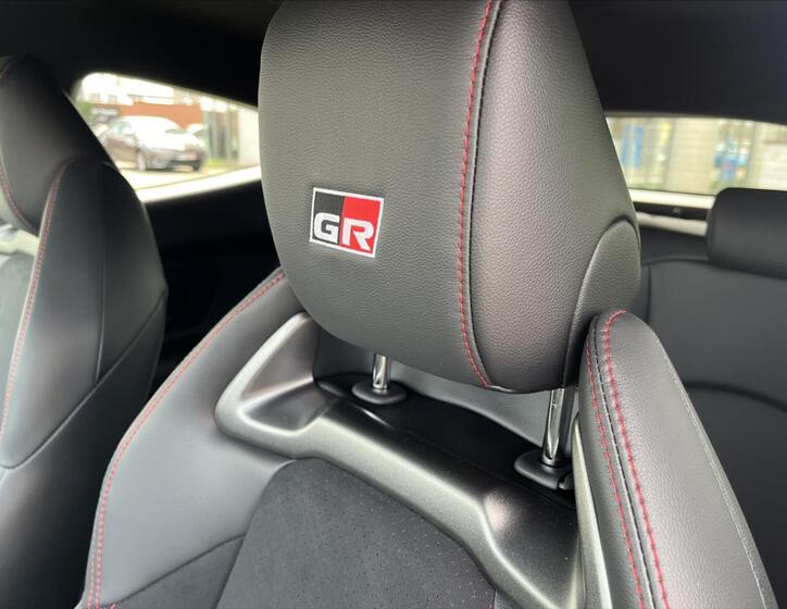 Toyota GR Yaris 8