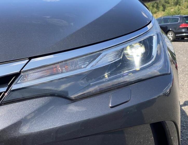 Toyota Corolla 8