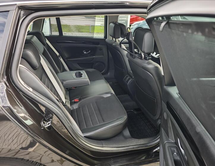 Renault Laguna 13