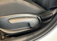 Hyundai i20 24