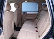 Volkswagen Touareg 15