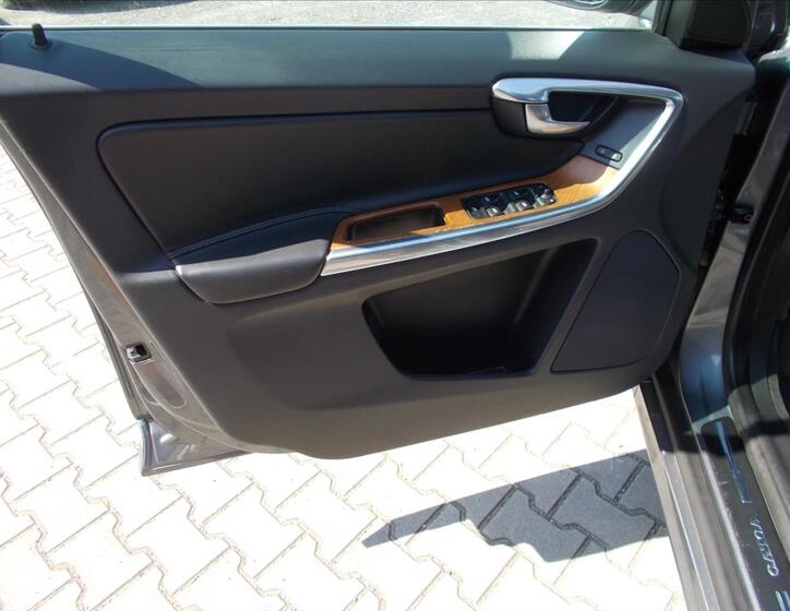 Volvo XC60 27