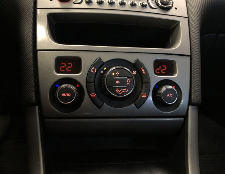 Peugeot 308 26