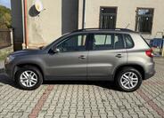 Volkswagen Tiguan 8