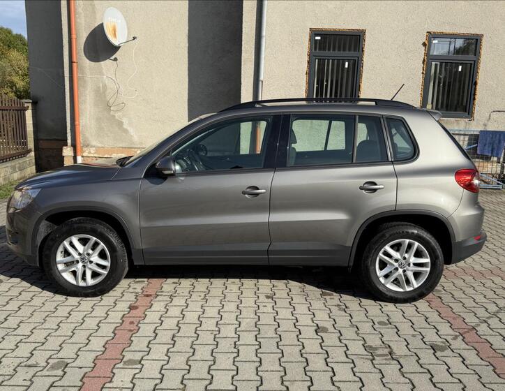 Volkswagen Tiguan 8