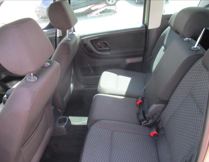 Škoda Roomster 13