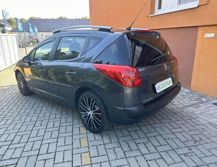 Peugeot 207 6