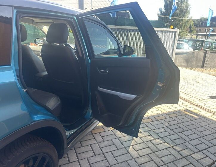 Suzuki Vitara 22