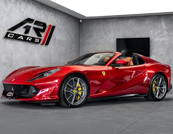 Ferrari 812 2