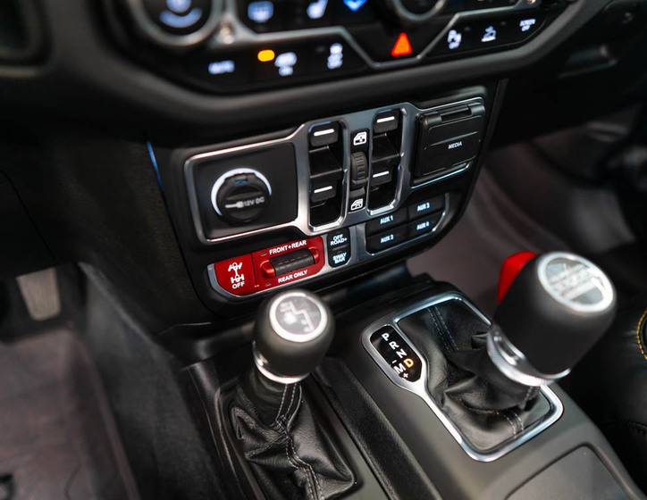 Jeep Wrangler 24