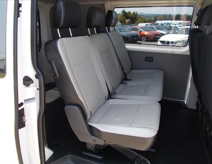 Volkswagen Transporter 16