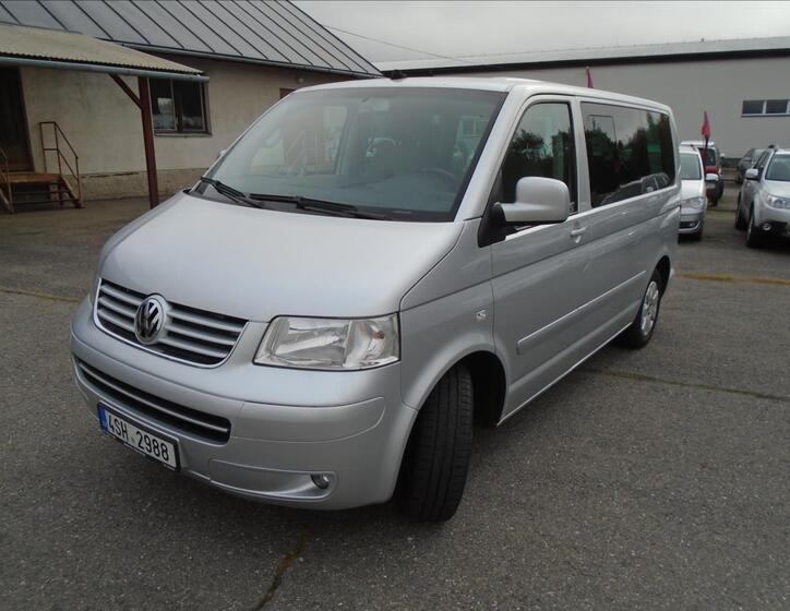 Volkswagen Multivan 8