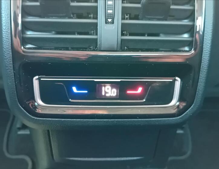 Volkswagen Passat 13