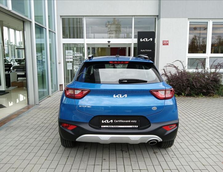 KIA Stonic 6